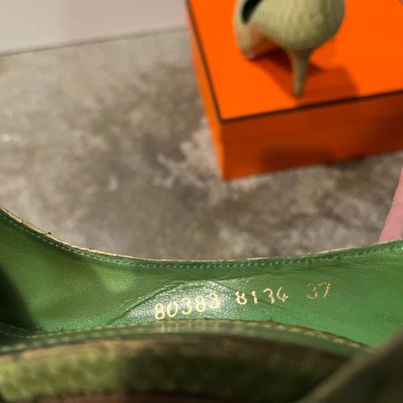 Authentic Python Heels - Excellent condition - Picture 6 of 6